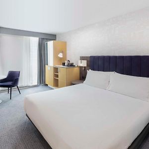 King Room Mobility Access